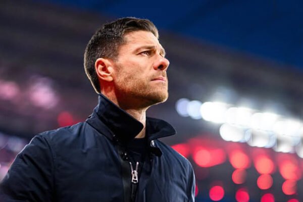 Xabi Alonso’s Chelsea Debut: A New Era Begins Alongside His Passion for Classic Cars
